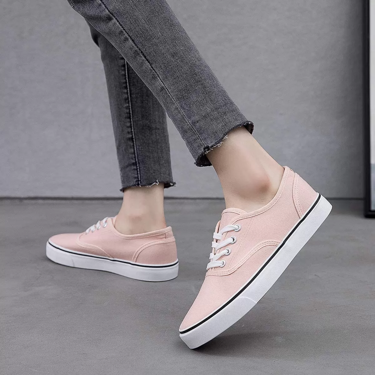 Women's Canvas Low Cut Canvas Walking Running Shoes